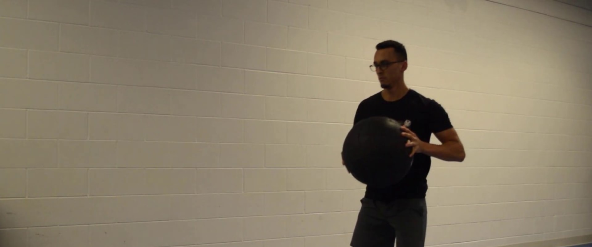 Medicine Ball Twists And Throws A Comprehensive Overview   6f6e1eaabef4be90e17d9a3d2b07a7d1 